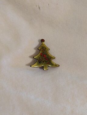 Vintage Christmas Tree Pin - Green with Red Accents